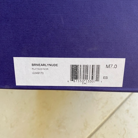 Stuart Weiztman Barely Nude Sparkle Heels - Picture 5 of 11